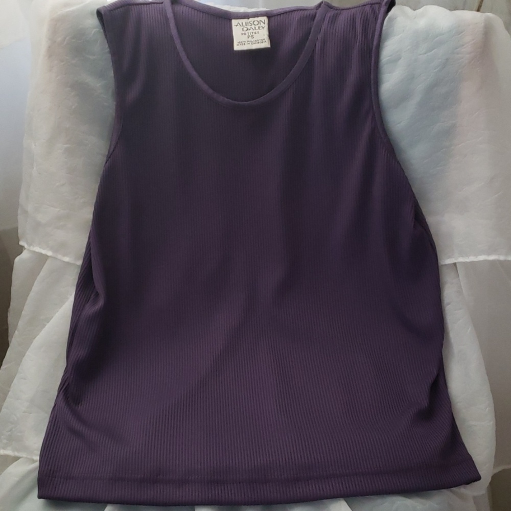 Sleeveless Upscale